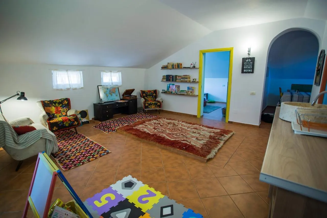 Domus Ex Animo Appartement Boekarest 0*,
