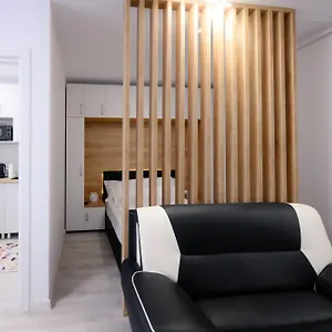  Apartament Charming Hideaway Inspired By El Profesor's Intrigue