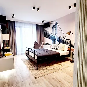  Apartament Bridge 113 - With Free Parking & Flexible Check-in, Sector 6
