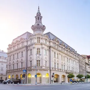 Grand Continental Hotell